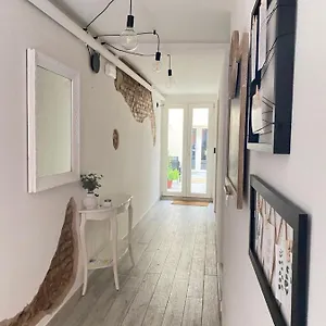 https://maison-rebecca.emilia-romagnahotels.net