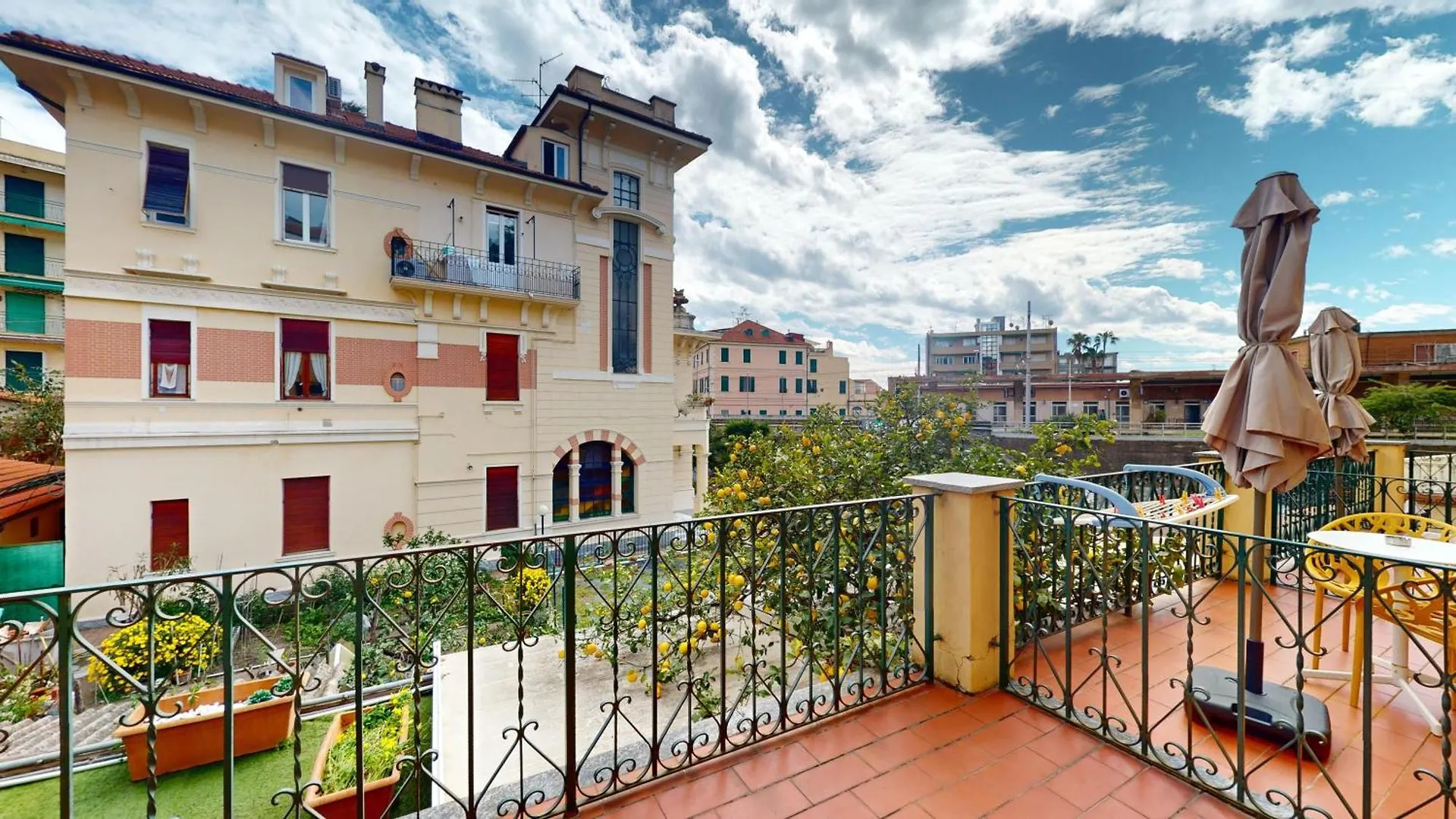 Villa Gina Finale Ligure